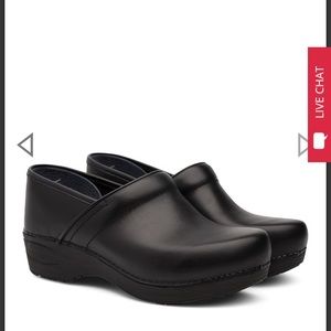 NEW Dansko nursing shoes